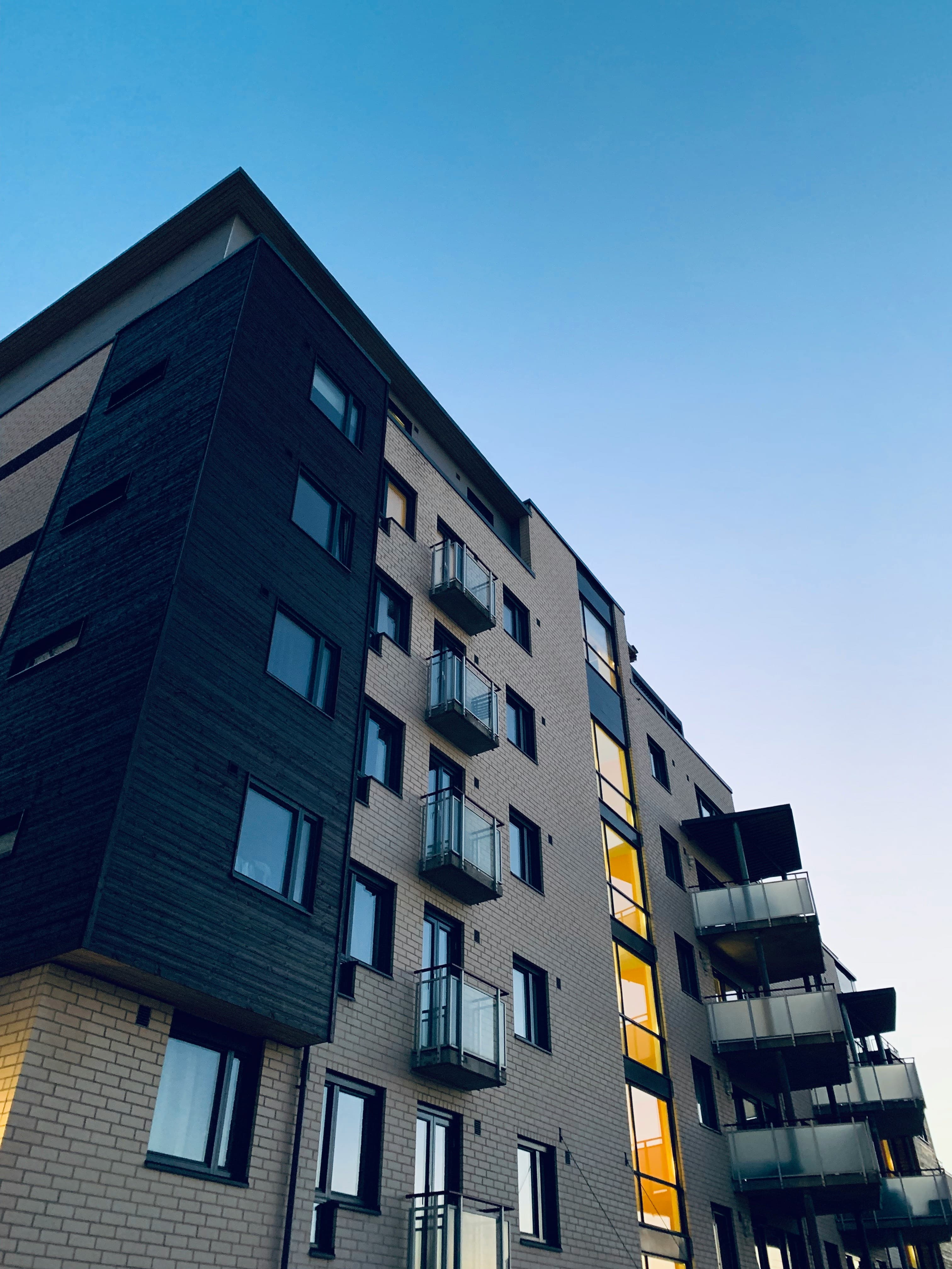 Picture of a multi-family home